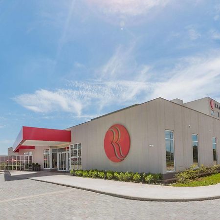 Ramada Campinas Viracopos Hotel Buitenkant foto