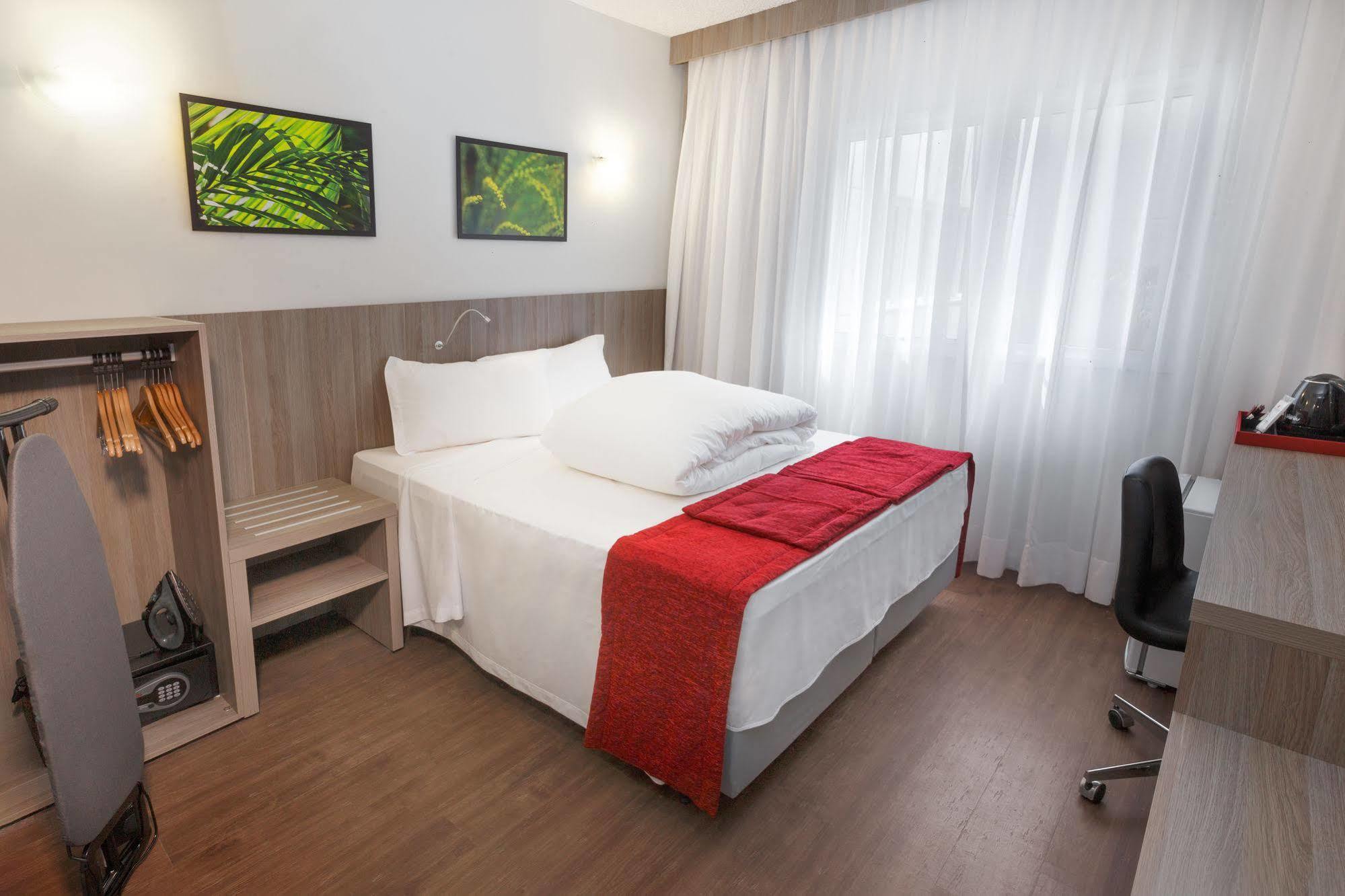 Ramada Campinas Viracopos Hotel Buitenkant foto